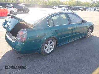 2003 Nissan Altima S with VIN 1N4AL11DX3C128760, listed as a IAAI auction lot 41980962 with 249,200 mi miles. Bid and sale history available at carsss.com. Image 4.