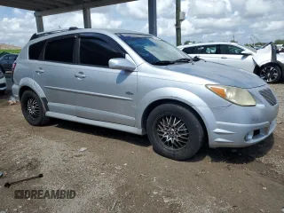 2006 Pontiac Vibe with VIN 5Y2SL65866Z416348, listed as a Copart auction lot 60249655 with 262,502 mi miles and Salvage title. Bid and sale history available at DreamBid. Image 4.