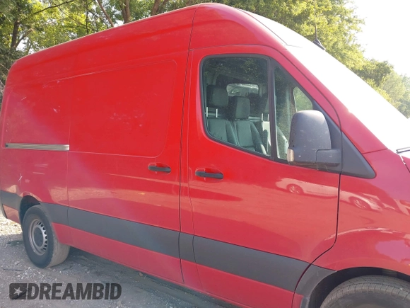 2023 Mercedes-Benz Sprinter Cargo with VIN W1Y4KBHY0PT135291, listed as a IAAI auction lot 39887949 with 61,892 mi miles and . Bid and sale history available at carsss.com. Image 13.