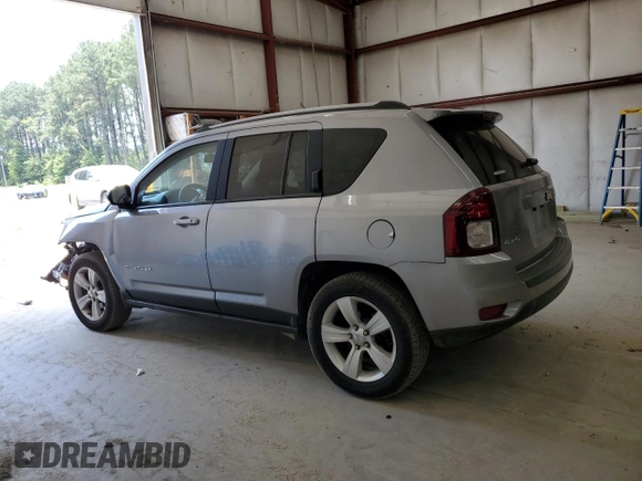 2016 Jeep Compass Sport z VIN 1C4NJDBB5GD631063, wystawiony jako Copart lot #62056385 z przebiegiem 119 706 mil mil oraz Szkoda całkowita • Salvage title. Historia ofert i sprzedaży dostępna na DreamBid. Obrazek 2.