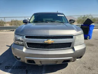 2007 Chevrolet Tahoe LT with VIN 1GNFK13027R241786, listed as a Copart auction lot 60067935 with 325,486 mi miles and Salvage title. Bid and sale history available at DreamBid. Image 5.