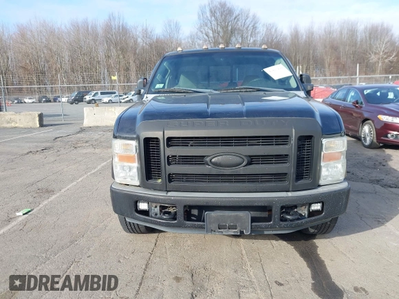 2008 Ford Super Duty F-250 SRW XL with VIN 1FTNX20528EB93338, listed as a IAAI auction lot 41801499 with 232,046 mi miles. Bid and sale history available at carsss.com. Image 12.