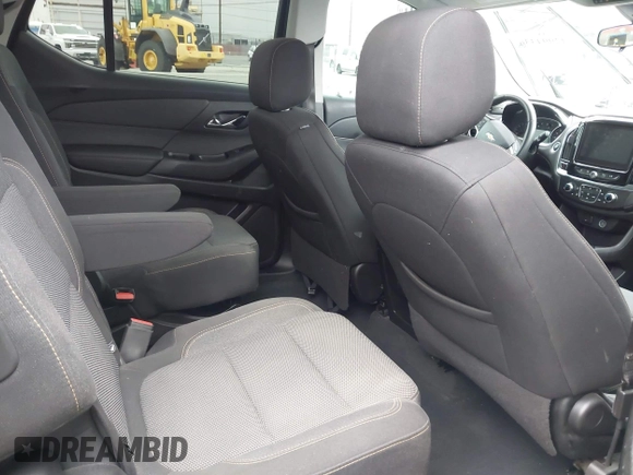 2020 Chevrolet Traverse LT Cloth with VIN 1GNERGKWXLJ320261, listed as a IAAI auction lot 42094336 with 51,063 mi miles. Bid and sale history available at carsss.com. Image 8.