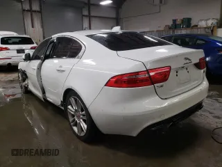 2019 Jaguar XE 25t Premium with VIN SAJAJ4FX0KCP51647, listed as a Copart auction lot 43606485 with 58,354 mi miles and Salvage Title. Bid and sale history available at carsss.com. Image 2.