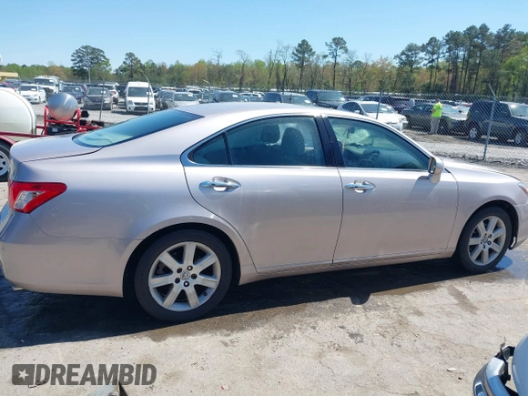 2008 Lexus ES 350 with VIN JTHBJ46G082176501, listed as a IAAI auction lot 41997839 with 209,815 mi miles. Bid and sale history available at carsss.com. Image 13.