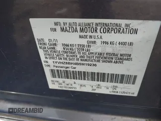 2011 Mazda Mazda6 i Sport with VIN 1YVHZ8BH4B5M19236, listed as a IAAI auction lot 42091308 with 137,042 mi miles. Bid and sale history available at carsss.com. Image 9.