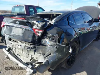2017 Nissan Maxima SV with VIN 1N4AA6AP0HC416646, listed as a IAAI auction lot 41161316 with 159,568 mi miles and . Bid and sale history available at DreamBid. Image 6.