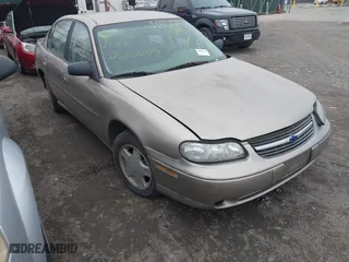 2000 Chevrolet Malibu with VIN 1G1ND52J4Y6234107, listed as a IAAI auction lot 41852425 with 999,999 mi miles. Bid and sale history available at carsss.com. Image 1.