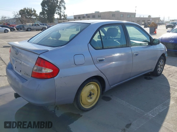 2002 Toyota Prius with VIN JT2BK18U120051566, listed as a IAAI auction lot 41839626 with 311,030 mi miles. Bid and sale history available at carsss.com. Image 4.