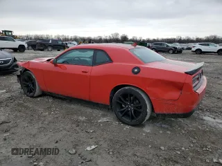 2017 Dodge Challenger SXT Plus z VIN 2C3CDZAG6HH532057, wystawiony jako Copart lot #45400235 z przebiegiem 101 808 mil mil oraz Szkoda całkowita • Salvage title. Historia ofert i sprzedaży dostępna na DreamBid. Obrazek 2.
