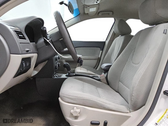 2011 Ford Fusion SE with VIN 3FAHP0HA2BR203105, listed as a Copart auction lot 47200465 with 134,192 mi miles and Clean Title. Bid and sale history available at carsss.com. Image 7.