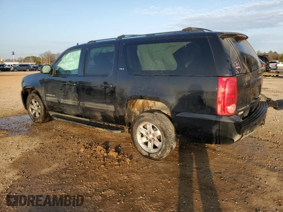 2014 GMC Yukon XL SLT with VIN 1GKS1KE07ER227834, listed as a Copart auction lot 45570165 with 231,467 mi miles and Salvage Title. Bid and sale history available at carsss.com. Image 2.