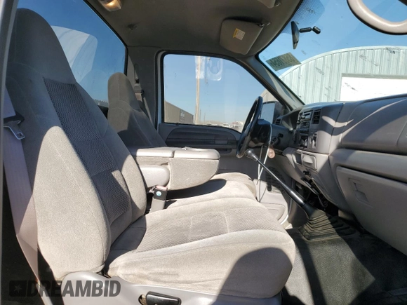 2001 Ford F-250 with VIN 3FTNF21L81MA77058, listed as a Copart auction lot 85871654 with 163,557 mi miles and Salvage title. Bid and sale history available at DreamBid. Image 10.
