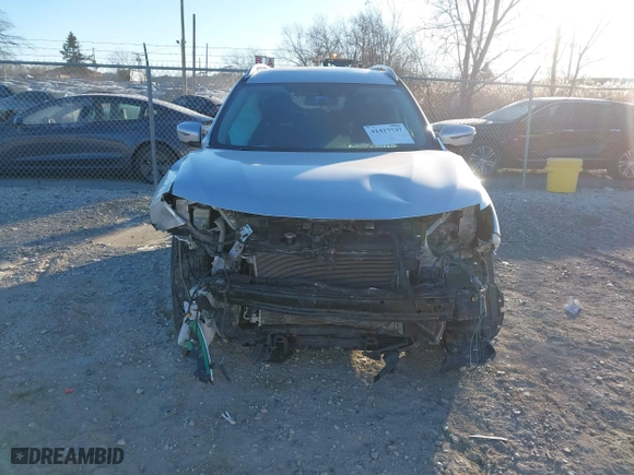 2016 Nissan Rogue S with VIN JN8AT2MV3GW152038, listed as a IAAI auction lot 41417737 with 196,409 mi miles. Bid and sale history available at carsss.com. Image 12.