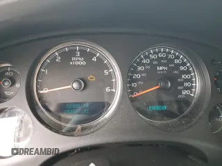 2008 GMC Yukon XL z VIN 1GKFK66858J243561, wystawiony jako Copart lot #50010235 z przebiegiem 152 837 mil mil oraz Szkoda całkowita • Salvage title. Historia ofert i sprzedaży dostępna na DreamBid. Obrazek 9.