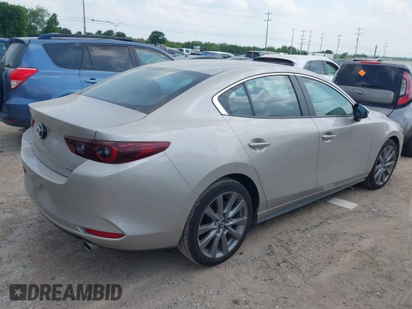 2024 Mazda 3 2.5 S Preferred with VIN 3MZBPACMXRM414340, listed as a IAAI auction lot 42134789 with 28,038 mi miles. Bid and sale history available at carsss.com. Image 4.