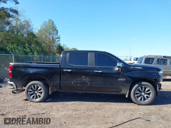 2020 Chevrolet Silverado 1500 LT with VIN 3GCPWCED2LG412902, listed as a IAAI auction lot 40823405 with 98,359 mi miles. Bid and sale history available at carsss.com. Image 14.