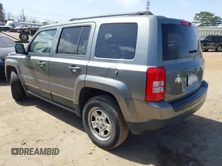 2012 Jeep Patriot Sport z VIN 1C4NJPBA8CD673987, wystawiony jako IAAI lot #41747083 z przebiegiem 186 132 mil mil oraz . Historia ofert i sprzedaży dostępna na DreamBid. Obrazek 3.