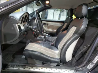 2000 Mercedes-Benz SLK-Class Kompressor with VIN WDBKK47F4YF165805, listed as a Copart auction lot 86942634 with 86,624 mi miles and Salvage Title. Bid and sale history available at carsss.com. Image 7.