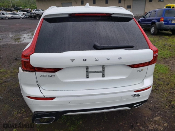 2019 Volvo XC60 R-Design with VIN LYV102RM1KB292754, listed as a Copart auction lot 46873114 with 29,943 mi miles and Clean Title. Bid and sale history available at carsss.com. Image 6.