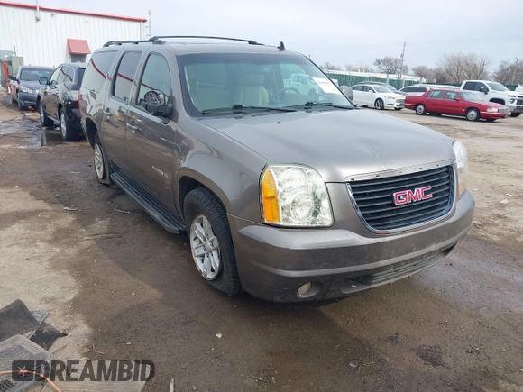 2012 GMC Yukon XL SLT with VIN 1GKS2KE78CR177257, listed as a IAAI auction lot 41488033 with 254,663 mi miles. Bid and sale history available at carsss.com. Image 1.