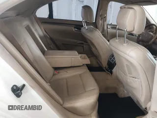 2010 Mercedes-Benz S 550 z VIN WDDNG8GB1AA352707, wystawiony jako IAAI lot #42362577 z przebiegiem 201 878 mil mil oraz . Historia ofert i sprzedaży dostępna na DreamBid. Obrazek 8.
