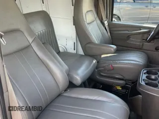 2011 Chevrolet Express Cargo with VIN 1GCSGAFX8B1103789, listed as a Copart auction lot 65630555 with 103,586 mi miles and Clean title. Bid and sale history available at DreamBid. Image 5.
