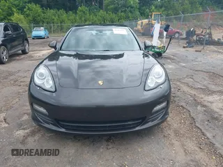 2010 Porsche Panamera S z VIN WP0AB2A73AL061283, wystawiony jako IAAI lot #42367523 z przebiegiem 90 164 mil mil oraz . Historia ofert i sprzedaży dostępna na DreamBid. Obrazek 12.
