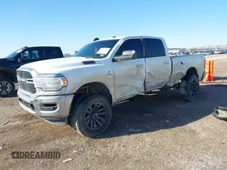 2019 Ram 2500 Big Horn with VIN 3C6UR5DL9KG625821, listed as a IAAI auction lot 41762226 with 190,255 mi miles and . Bid and sale history available at DreamBid. Image 17.
