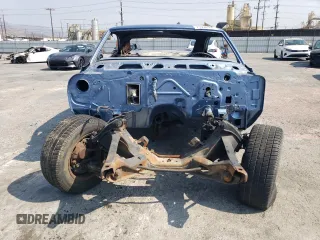 1967 Chevrolet Impala z VIN 168877J149719, wystawiony jako Copart lot #71652484 z przebiegiem 38 801 mil mil oraz Szkoda całkowita • Salvage title. Historia ofert i sprzedaży dostępna na DreamBid. Obrazek 5.