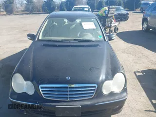 2007 Mercedes-Benz C 280 Luxury with VIN WDBRF92H87F909607, listed as a IAAI auction lot 41808604 with 235,520 mi miles and . Bid and sale history available at DreamBid. Image 12.