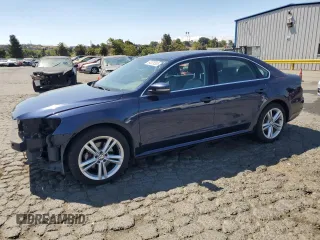 2015 Volkswagen Passat SE with VIN 1VWBV7A30FC026663, listed as a Copart auction lot 64028535 with 164,250 mi miles and Salvage title. Bid and sale history available at DreamBid. Image 1.