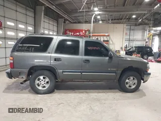 2001 Chevrolet Tahoe LT with VIN 1GNEK13T11J227454, listed as a IAAI auction lot 41513937 with 284,210 mi miles. Bid and sale history available at carsss.com. Image 13.
