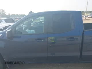 2019 Chevrolet Silverado 1500 RST with VIN 1GCRYEED8KZ353738, listed as a IAAI auction lot 40343310 with 96,077 mi miles and . Bid and sale history available at DreamBid. Image 14.