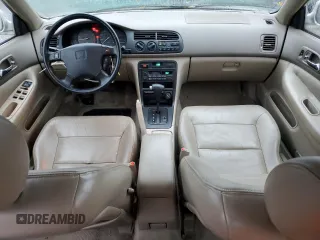 1996 Honda Accord EX with VIN 1HGCD5667TA197002, listed as a Copart auction lot 76937404 with 267,287 mi miles and Clean Title. Bid and sale history available at carsss.com. Image 8.