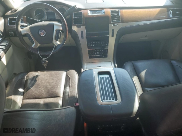 2011 Cadillac Escalade Platinum Edition with VIN 1GYS3DEF7BR339674, listed as a Copart auction lot 44006585 with 184,800 mi miles and Salvage Title. Bid and sale history available at carsss.com. Image 8.