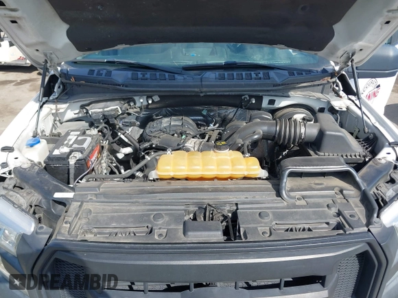 2016 Ford F-150 XL with VIN 1FTEX1C84GKD33082, listed as a IAAI auction lot 41834502 with 185,958 mi miles and . Bid and sale history available at carsss.com. Image 10.