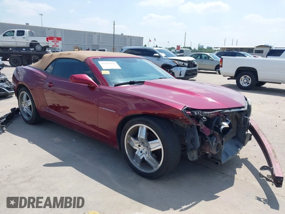 2011 Chevrolet Camaro 1LT z VIN 2G1FB3DD7B9171493, wystawiony jako IAAI lot #42296594 z przebiegiem 211 741 mil mil oraz . Historia ofert i sprzedaży dostępna na DreamBid. Obrazek 1.