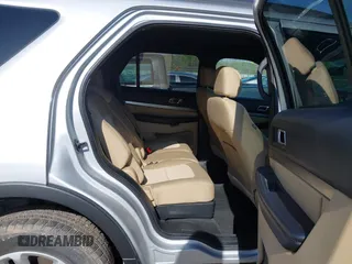2017 Ford Explorer with VIN 1FM5K8BH3HGC51448, listed as a IAAI auction lot 41961380 with 102,496 mi miles and . Bid and sale history available at carsss.com. Image 8.