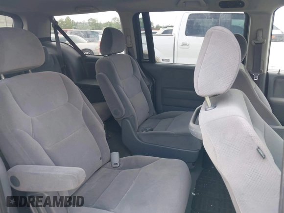 2007 Honda Odyssey LX with VIN 5FNRL38227B138348, listed as a IAAI auction lot 41960805 with 177,069 mi miles. Bid and sale history available at carsss.com. Image 8.