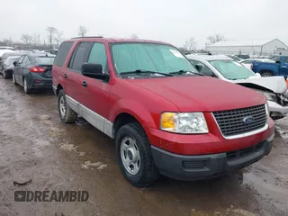 2004 Ford Expedition XLS with VIN 1FMRU13W54LA15367, listed as a IAAI auction lot 41554951 with 135,694 mi miles. Bid and sale history available at carsss.com. Image 1.