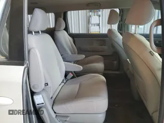 2018 Kia Sedona L with VIN KNDMA5C17J6408784, listed as a Copart auction lot 44455015 with 136,704 mi miles and Non Repairable. Bid and sale history available at carsss.com. Image 11.