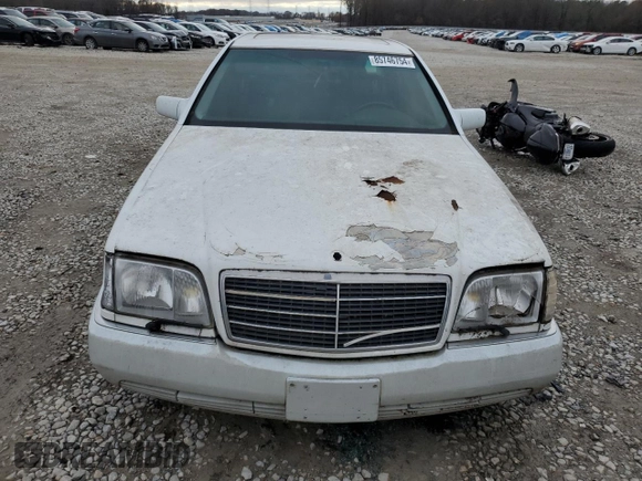 1992 Mercedes-Benz 560 with VIN WDBGA57E7NA068936, listed as a Copart auction lot 85746754 with 132,264 mi miles and Clean Title. Bid and sale history available at DreamBid. Image 5.