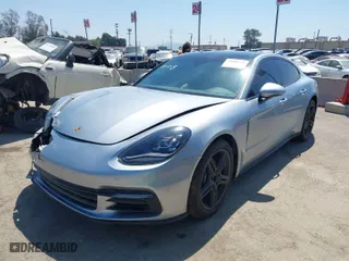 2020 Porsche Panamera with VIN WP0AA2A75LL101708, listed as a IAAI auction lot 39900713 with 13,098 mi miles. Bid and sale history available at carsss.com. Image 2.