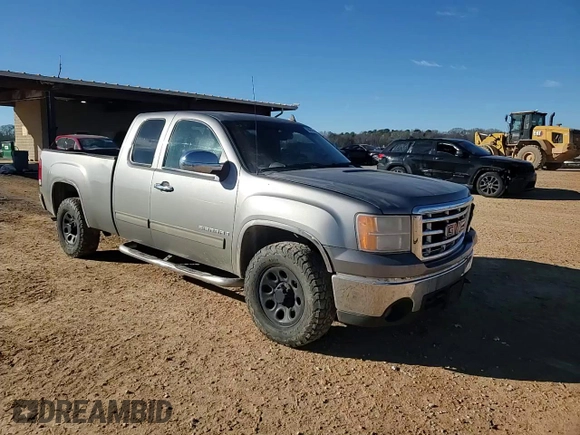 2008 GMC Sierra 1500 Work Truck z VIN 2GTEC19C081260592, wystawiony jako Copart lot #88250165 z przebiegiem 298 483 mil mil oraz Szkoda całkowita • Salvage title. Historia ofert i sprzedaży dostępna na DreamBid. Obrazek 12.