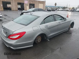 2013 Mercedes-Benz CLS 550 z VIN WDDLJ7DB0DA060218, wystawiony jako IAAI lot #40945299 z przebiegiem 190 379 mil mil oraz . Historia ofert i sprzedaży dostępna na DreamBid. Obrazek 4.