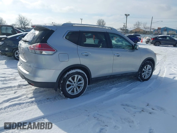 2015 Nissan Rogue SL with VIN 5N1AT2MT7FC758058, listed as a IAAI auction lot 41303736 with 43,649 mi miles. Bid and sale history available at carsss.com. Image 4.