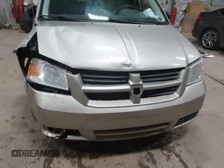2008 Dodge Grand Caravan SE with VIN 1D8HN44H78B148885, listed as a IAAI auction lot 41942393 with 189,697 mi miles and . Bid and sale history available at DreamBid. Image 6.