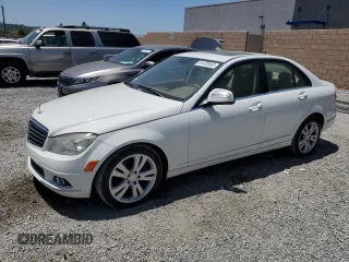 2008 Mercedes-Benz C 300 Sport z VIN WDDGF54X98R030001, wystawiony jako Copart lot #61432695 z przebiegiem 233 664 mil mil oraz Czysty tytuł • Clean title. Historia ofert i sprzedaży dostępna na DreamBid. Obrazek 1.
