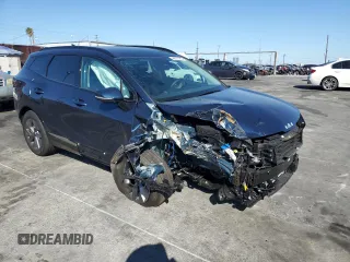 2025 Kia Sportage SX-Prestige with VIN KNDPXCDG5S7181173, listed as a Copart auction lot 46571485 with 2,232 mi miles and Salvage title. Bid and sale history available at DreamBid. Image 4.